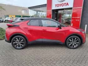 Toyota C hr (2025) thumbnail 4