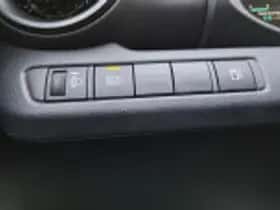 Toyota C hr (2025) thumbnail 41