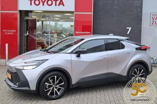 Toyota C hr (2025) thumbnail 1