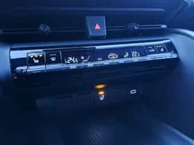 Toyota C hr (2025) thumbnail 25