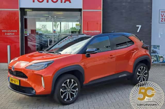 Toyota Yaris Cross (2023) thumbnail 1