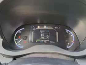 Toyota Yaris Cross (2023) thumbnail 17