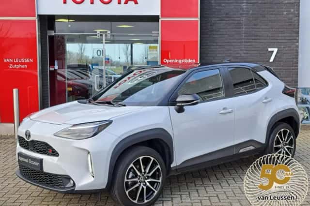 Toyota Yaris Cross (2022) thumbnail 1