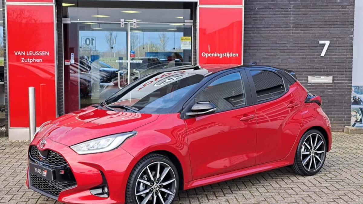 Toyota Yaris (2026) — foto 1