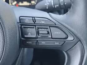 Toyota Yaris Cross (2025) thumbnail 24