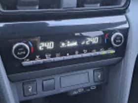 Toyota Yaris Cross (2025) thumbnail 52