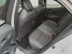Toyota Corolla (2024) thumbnail 16