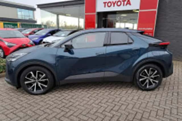Toyota C hr (2025) thumbnail 3