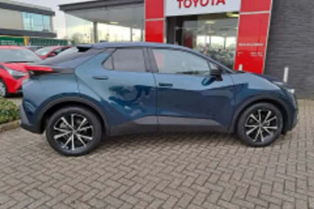 Toyota C hr (2025) thumbnail 4