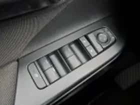 Toyota C hr (2025) thumbnail 41
