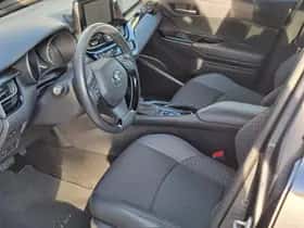 Toyota C hr (2023) thumbnail 13