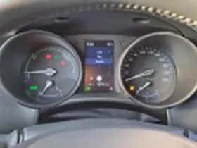 Toyota C hr (2023) thumbnail 41