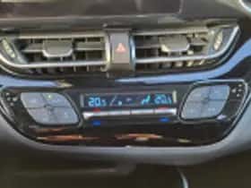 Toyota C hr (2023) thumbnail 49