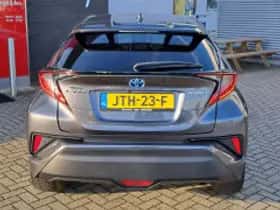 Toyota C hr (2023) thumbnail 6