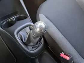 Toyota Aygo (2022) thumbnail 26
