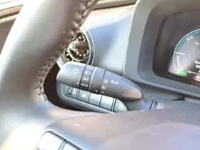 Toyota C hr (2025) thumbnail 23