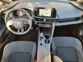 Toyota C hr (2025) thumbnail 9