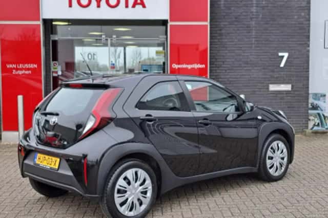Toyota Aygo X (2025) thumbnail 2