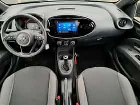 Toyota Aygo X (2025) thumbnail 13