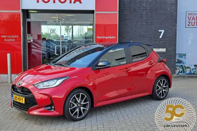 Toyota Yaris (2022) thumbnail 1