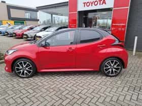 Toyota Yaris (2022) thumbnail 13