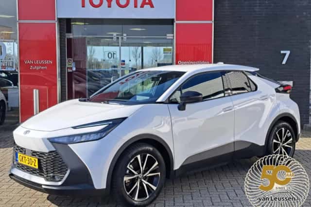 Toyota C hr (2024) thumbnail 1