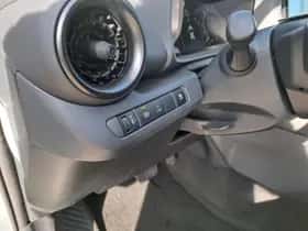 Toyota C hr (2024) thumbnail 24