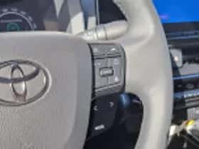 Toyota C hr (2024) thumbnail 57