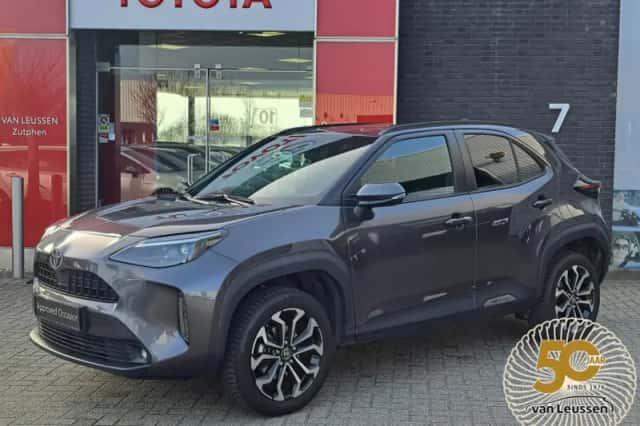 Toyota Yaris Cross (2025) thumbnail 1