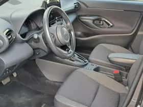 Toyota Yaris Cross (2025) thumbnail 13