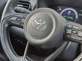 Toyota Yaris Cross (2025) thumbnail 24