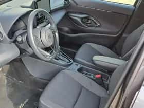 Toyota Yaris Cross (2025) thumbnail 13