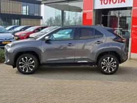 Toyota Yaris Cross (2025) thumbnail 3