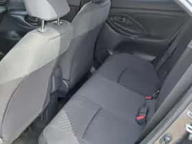 Toyota Yaris Cross (2025) thumbnail 24