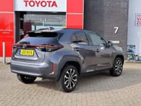 Toyota Yaris Cross (2025) thumbnail 4