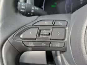 Toyota Yaris Cross (2025) thumbnail 42