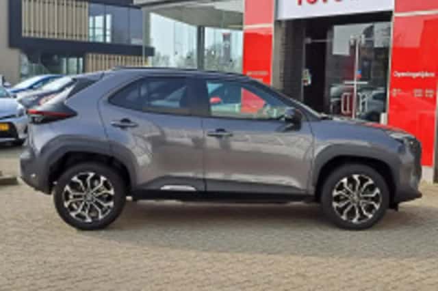 Toyota Yaris Cross (2025) thumbnail 6