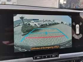 Toyota C hr (2024) thumbnail 16