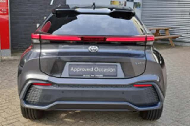 Toyota C hr (2024) thumbnail 6