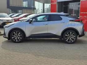 Toyota C hr (2024) thumbnail 4