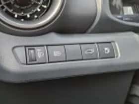 Toyota C hr (2024) thumbnail 43
