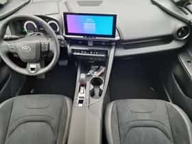 Toyota C hr (2026) thumbnail 13