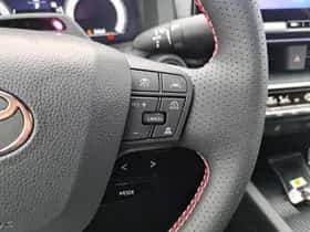 Toyota C hr (2026) thumbnail 22