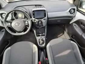 Toyota Aygo (2021) thumbnail 13