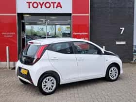 Toyota Aygo (2021) thumbnail 56