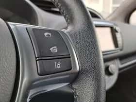 Toyota Yaris (2016) thumbnail 22