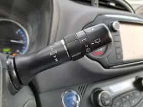 Toyota Yaris (2016) thumbnail 25