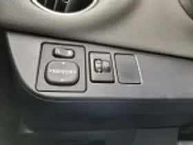 Toyota Yaris (2016) thumbnail 46