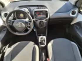 Toyota Aygo (2021) thumbnail 37