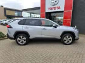 Toyota RAV4 (2021) thumbnail 35